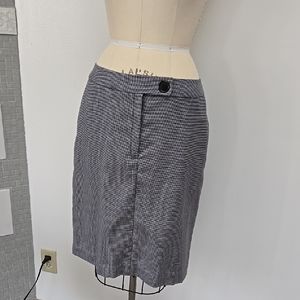 Classic Black and White Checkered Skirt